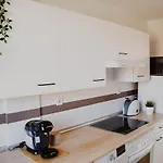 Casa Mahalo - Modern With Pool, Minutes From Spectacular Beaches